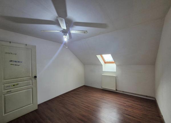 Maison à vendre 154 m² grange dépendances terrain 3400 m² 6 BONNAT (23)