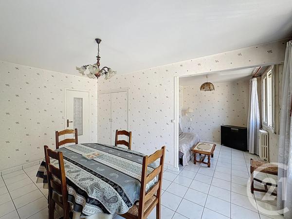 Appartement F4 à vendre  4 pièces - 66,97 m2 ST DENIS - 93