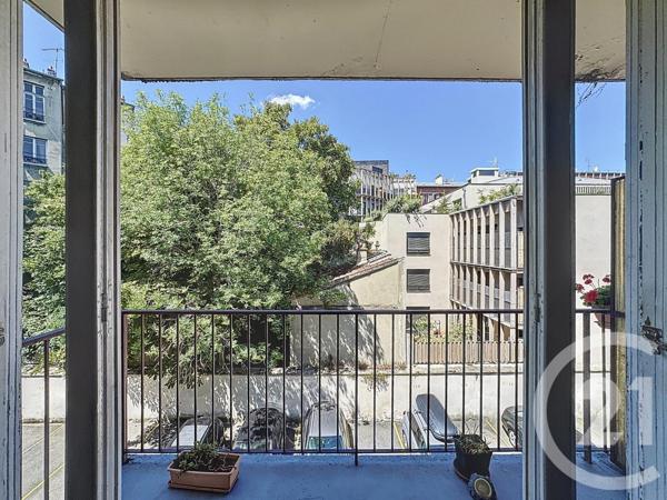 Appartement F4 à vendre  4 pièces - 66,97 m2 ST DENIS - 93