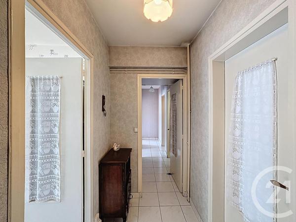 Appartement F4 à vendre  4 pièces - 66,97 m2 ST DENIS - 93