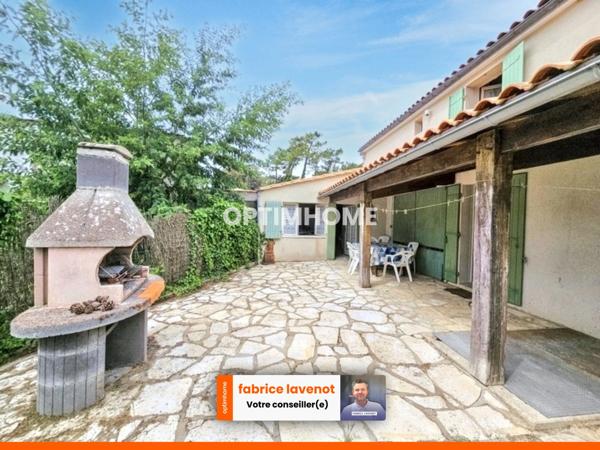 RARE !!! Maison de 230 M² DE SURFACE COMPRENANT UNE MAISON, UN GARAGE POUR BATEAU ET UN STUDIO sur RIVEDOUX PLAGE (17)