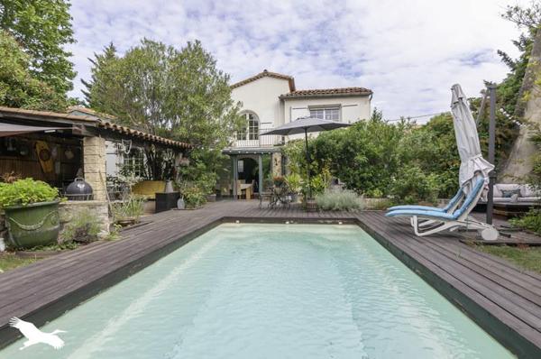 Maison à vendre 475 000 € Clermont-l'Hérault 6 p 170 m² DPE C