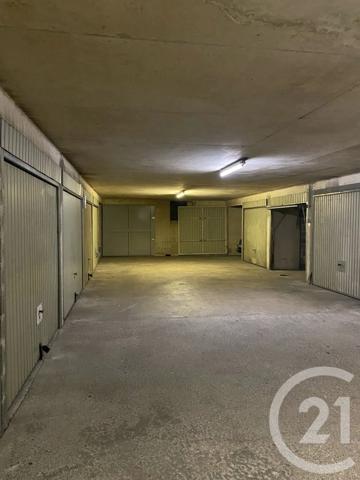 Parking à vendre  11 m 2   NICE  - 06