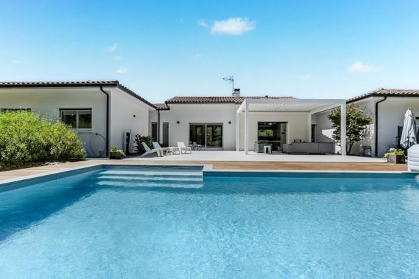 Maison contemporaine-T6-Rouffiac-Tolosan-Piscine