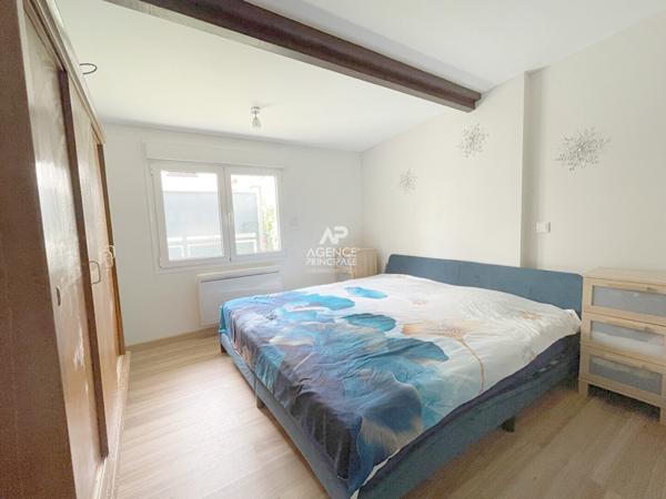 CHAVILLE - Stade - Maison de 6 pièces, 4 chambres et bureau, excellent état €700 000 ** - Référence 572-C