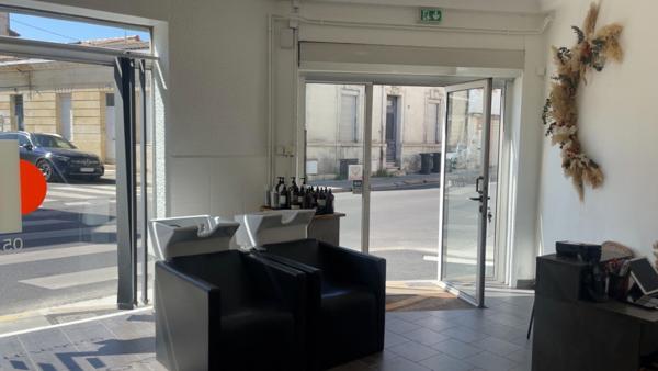 À VENDRE Fonds de commerce salon de coiffure Bordeaux