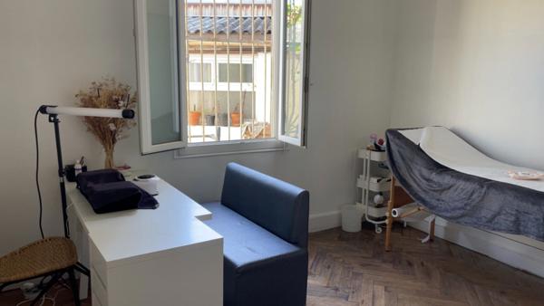 À VENDRE Fonds de commerce salon de coiffure Bordeaux