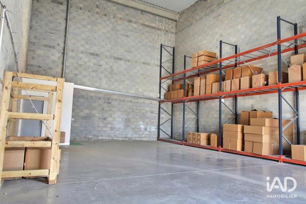 Location local d’activité 126 m² Signes