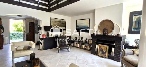 MAISON D'ARCHITECTE AU CALME