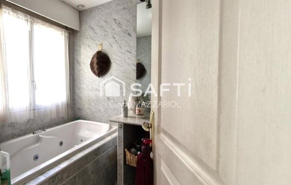 MAISON D'ARCHITECTE AU CALME