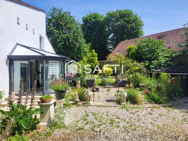 MAISON D'ARCHITECTE AU CALME