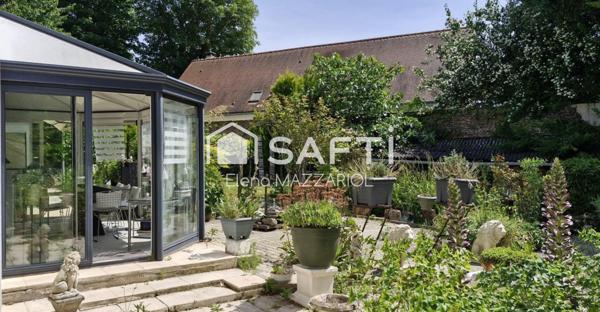 MAISON D'ARCHITECTE AU CALME