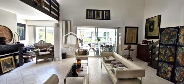 MAISON D'ARCHITECTE AU CALME