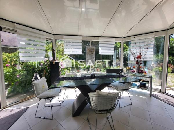 MAISON D'ARCHITECTE AU CALME