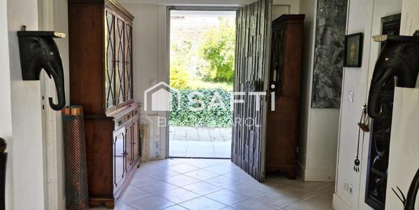 MAISON D'ARCHITECTE AU CALME