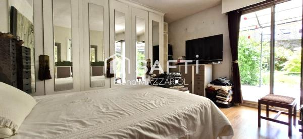 MAISON D'ARCHITECTE AU CALME