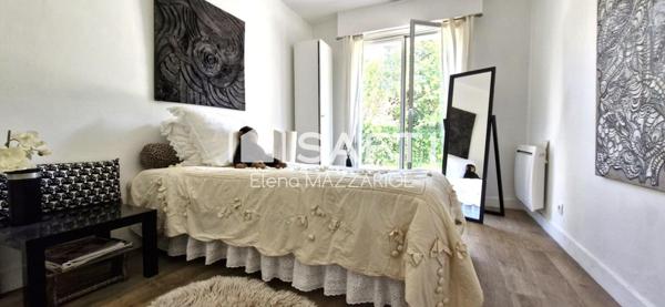 MAISON D'ARCHITECTE AU CALME