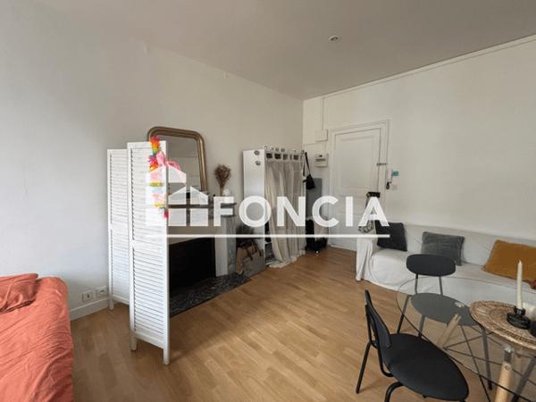 Location Studio 35 m² - 26 RUE SERVIEZ Pau 64000