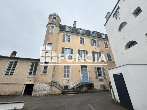 Location Studio 35 m² - 26 RUE SERVIEZ Pau 64000