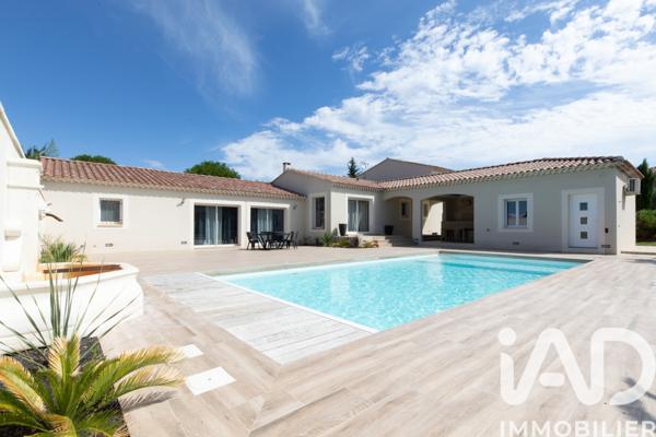 Maison à vendre 11 pièces 275 m² Carpentras