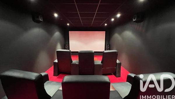 Maison à vendre 11 pièces 275 m² Carpentras