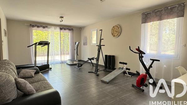 Maison à vendre 11 pièces 275 m² Carpentras