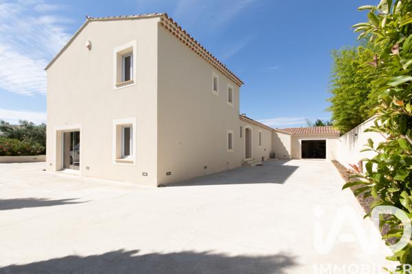 Maison à vendre 11 pièces 275 m² Carpentras