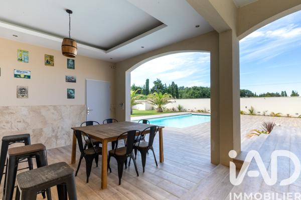 Maison à vendre 11 pièces 275 m² Carpentras
