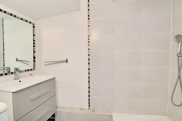 St Barnabé - 13012 MARSEILLE - 2 PIECES - JARDIN