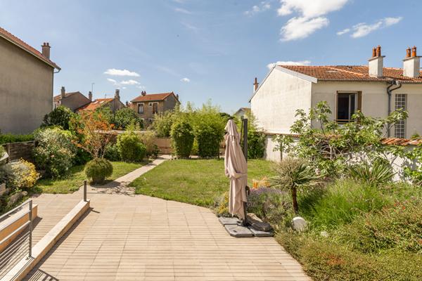 Maison Fontenay Sous Bois 7 pièce(s) 252.7 m2