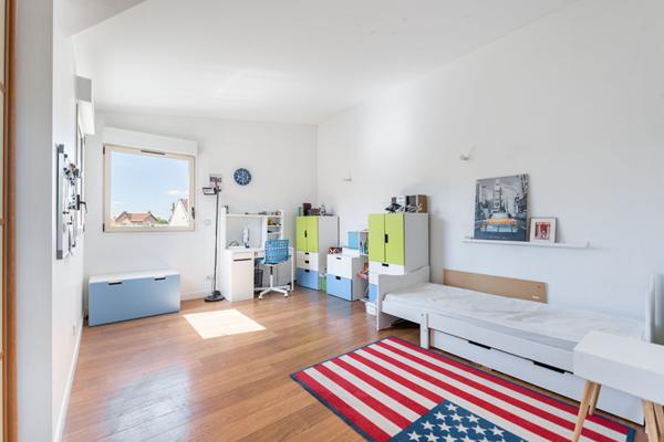 Maison Fontenay Sous Bois 7 pièce(s) 252.7 m2