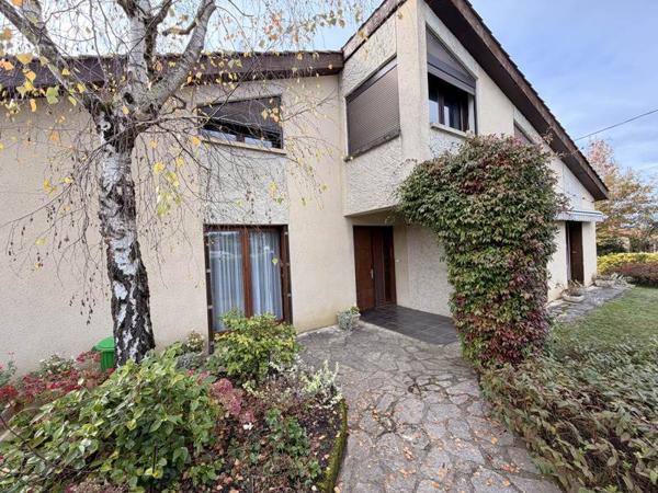 Maison à vendre |  Auch |  7 pièces | 190 m²