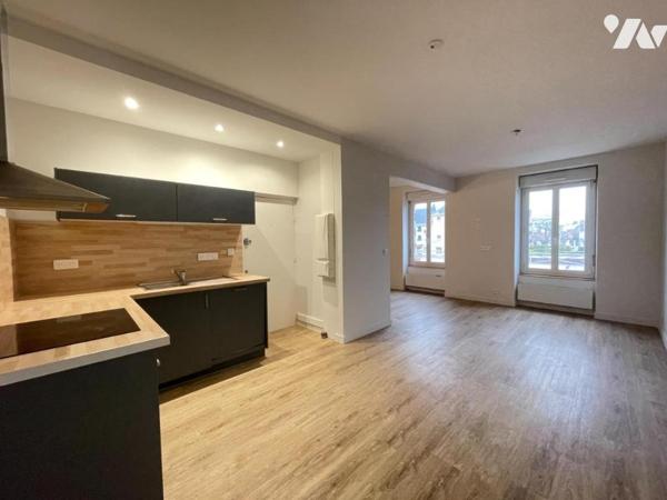 DINARD CENTRE - T3 de 46m² orienté EST OUEST - 1er étage d'une petite copropriété