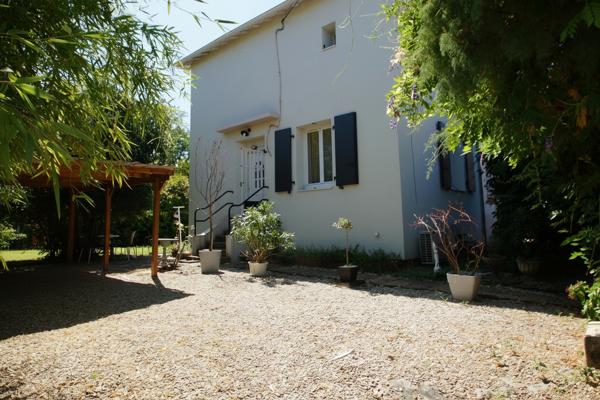 Maison  de ville  avec jardin -Villefranche Sur Saone 3 pièce(s) 70 m2