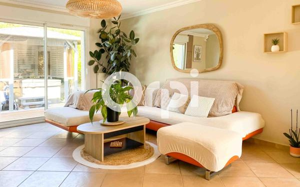 Maison à vendre    7 pièces •  Distré