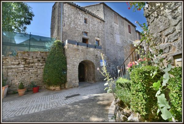 Maison Caussenarde remarquable à vendre 4 pièces LA CAVALERIE (12)