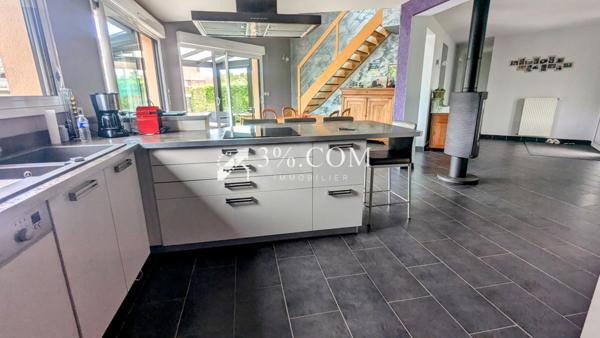 Maison 7 pièce(s) 5 chambre(s) 180 m²