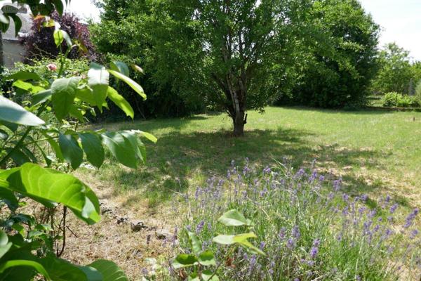 Maison de ville à vendre à Saint-Gaultier dans l'Indre (36800), ref : 037/2189