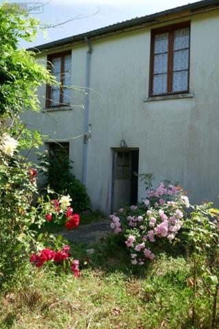 Maison de ville à vendre à Saint-Gaultier dans l'Indre (36800), ref : 037/2189