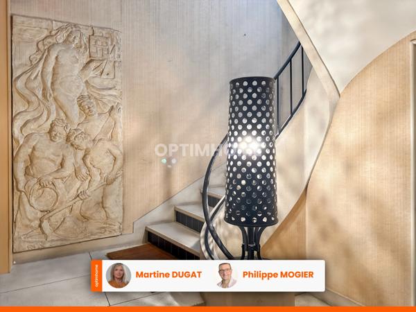 Rare à Vichy, Duplex 1er et 2ème étage avec toit terrasse, 2 garages et caves