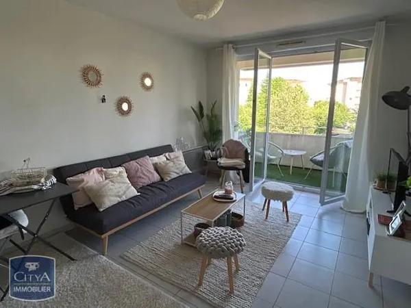 Appartement à louer 2 pièces 36.63m² Poitiers (86000)