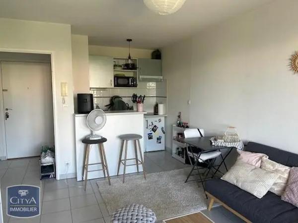 Appartement à louer 2 pièces 36.63m² Poitiers (86000)