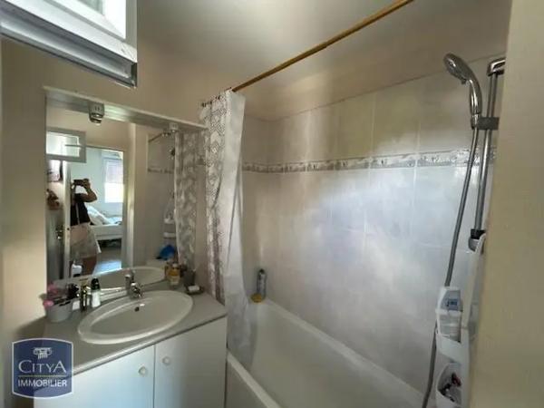 Appartement à louer 2 pièces 36.63m² Poitiers (86000)