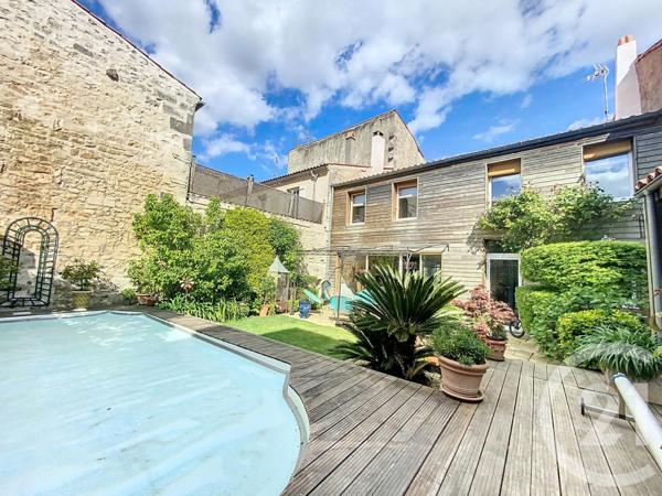 Maison à vendre  7 pièces - 203,97 m2 ROCHEFORT - 17