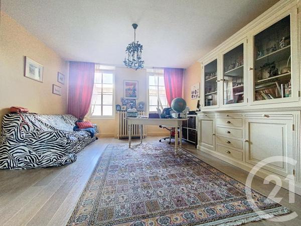 Maison à vendre  7 pièces - 203,97 m2 ROCHEFORT - 17