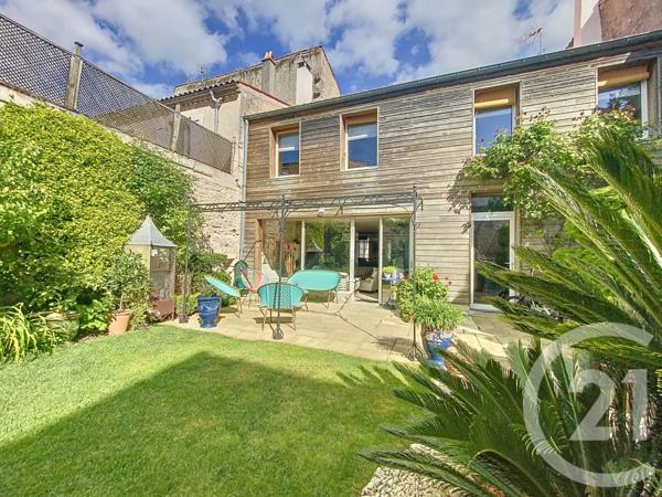 Maison à vendre  7 pièces - 203,97 m2 ROCHEFORT - 17