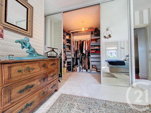 Maison à vendre  7 pièces - 203,97 m2 ROCHEFORT - 17