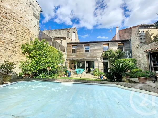 Maison à vendre  7 pièces - 203,97 m2 ROCHEFORT - 17