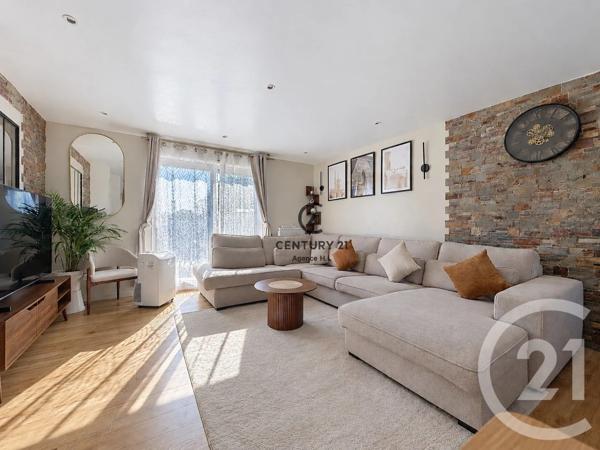 Maison à vendre  8 pièces - 123,25 m 2   COURTRY  - 77