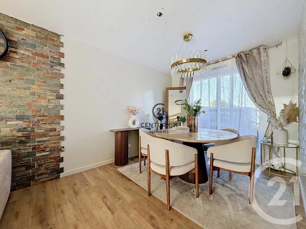 Maison à vendre  8 pièces - 123,25 m 2   COURTRY  - 77